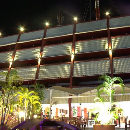 Surin Sweet Hotel Екстер'єр фото