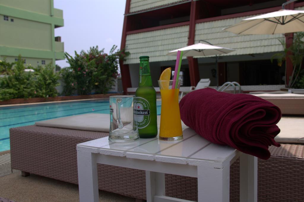 Surin Sweet Hotel Екстер'єр фото