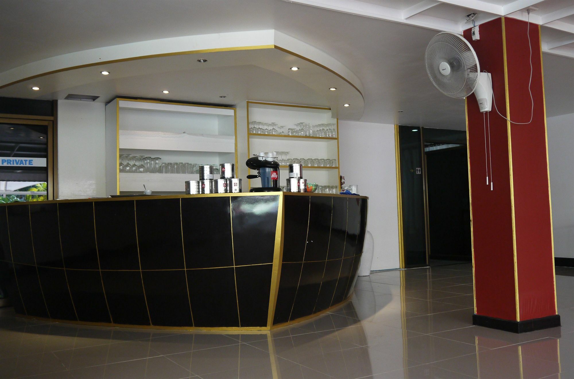 Surin Sweet Hotel Екстер'єр фото