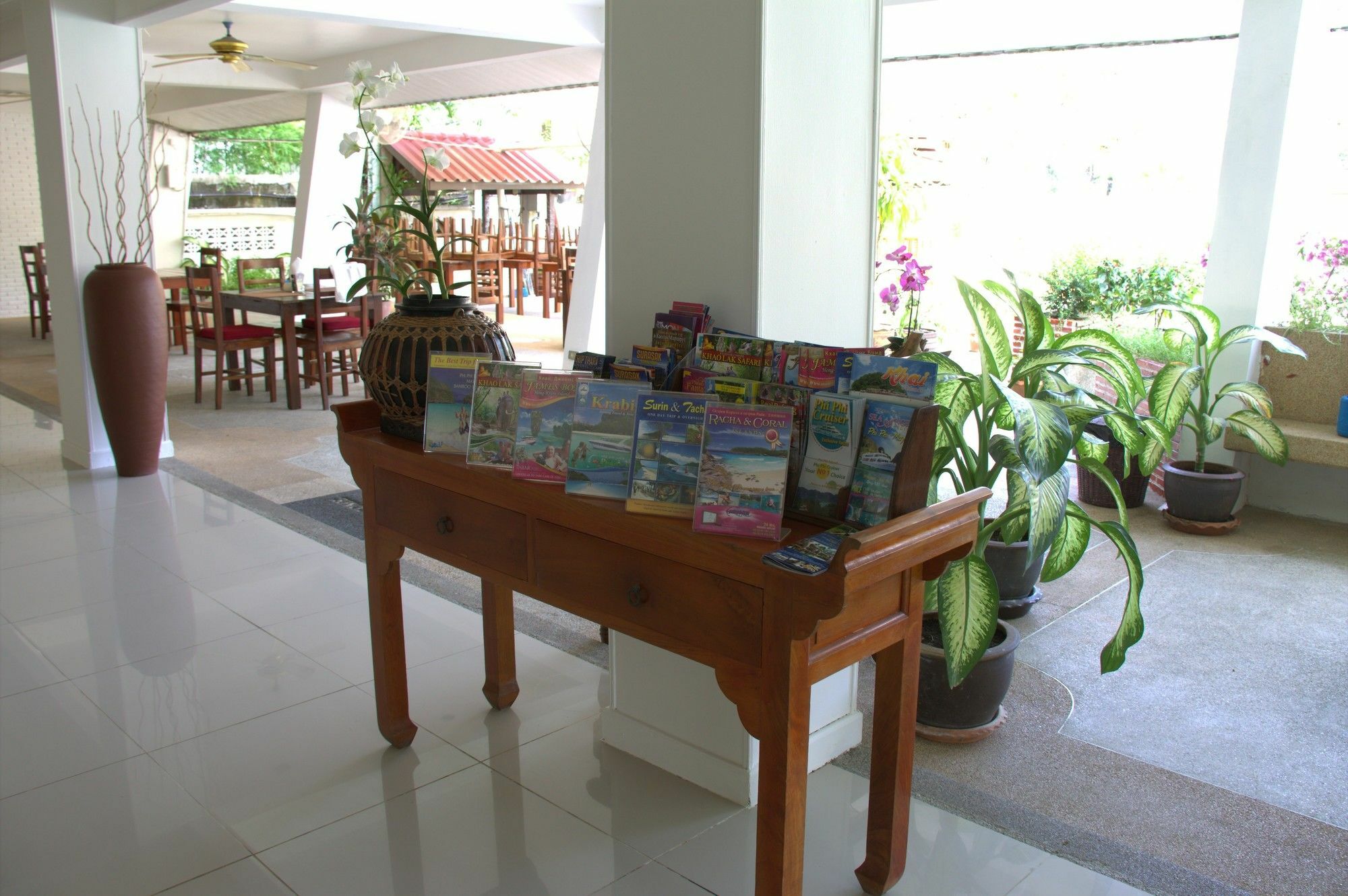 Surin Sweet Hotel Екстер'єр фото