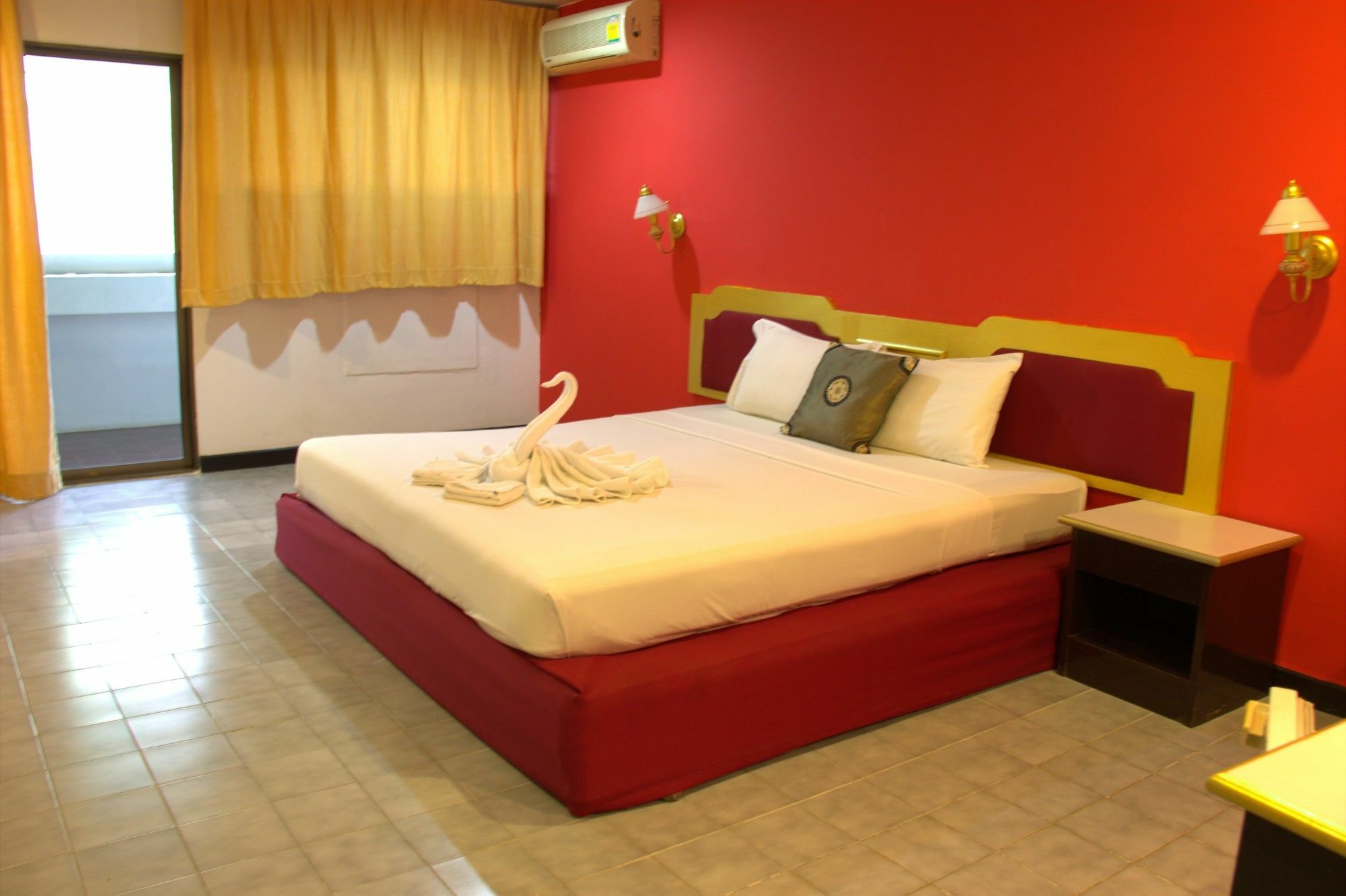 Surin Sweet Hotel Екстер'єр фото